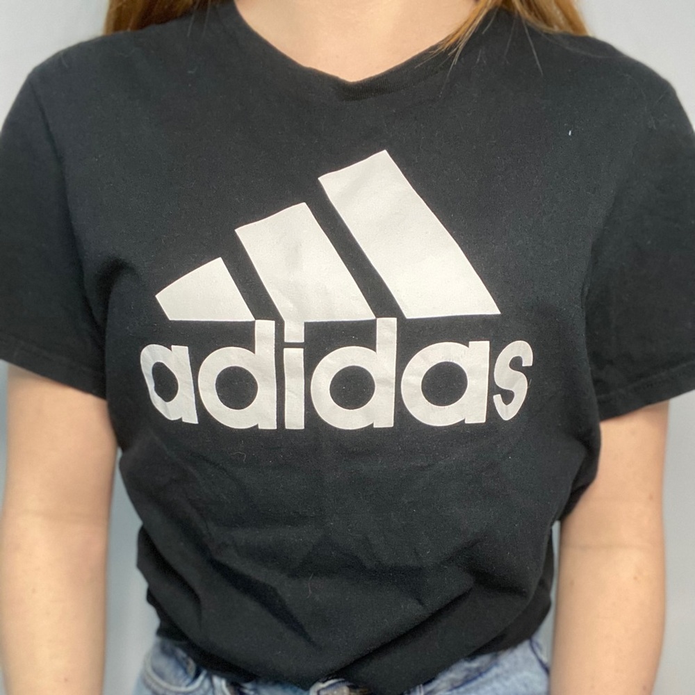 Black adidas t-shirt - Picture 2 of 3